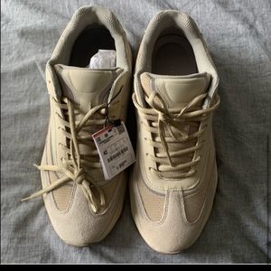 Zara Sneakers | Chunky